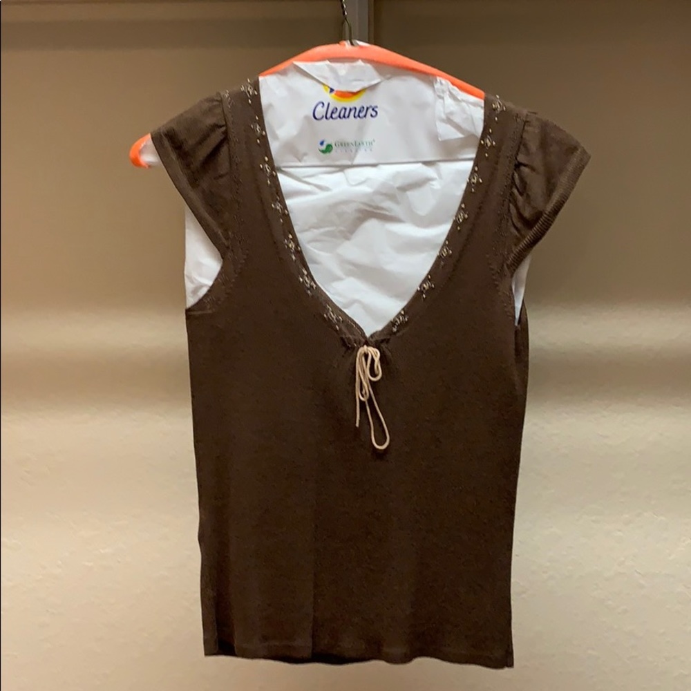 blouses - Picture 2 of 2